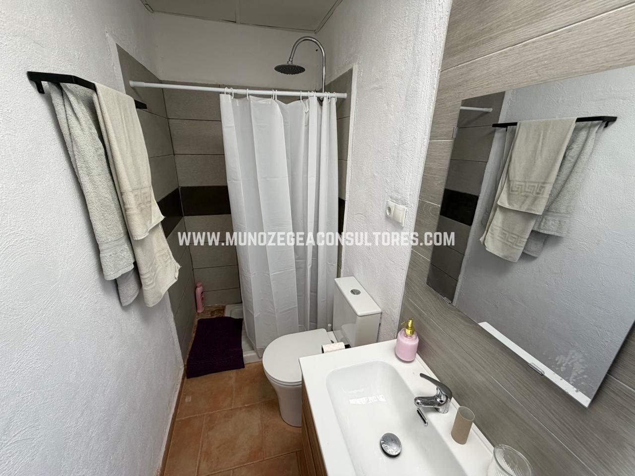 Casa de 220 m² en Lucena