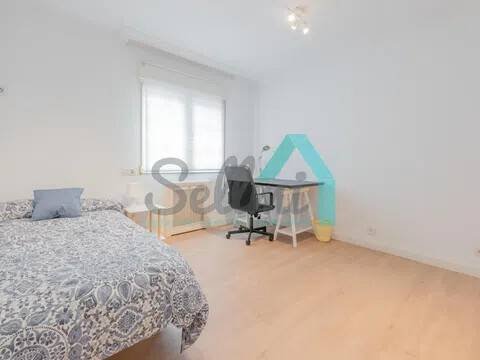 Piso de 166 m² en Oviedo