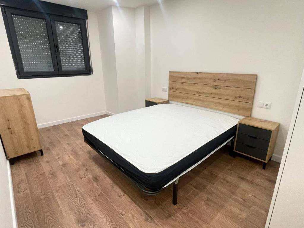 Wohnung 80 m² in Alberic