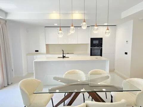 Flat 120 m² in Marbella