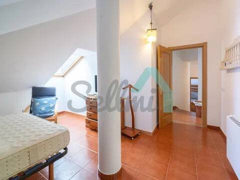 Piso de 120 m² en Castropol