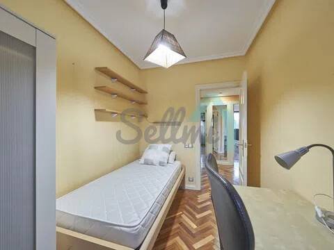 Pis de 113 m² a Oviedo