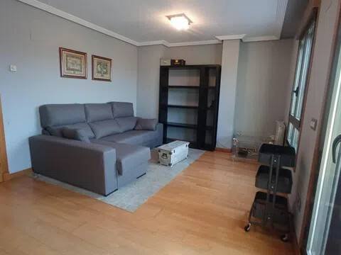 Piso de 93 m² en Oviedo