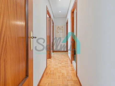 Pis de 95 m² a Oviedo