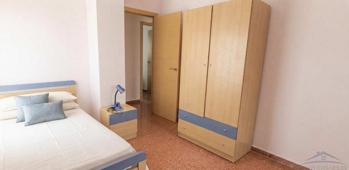Piso de 140 m² en Almería