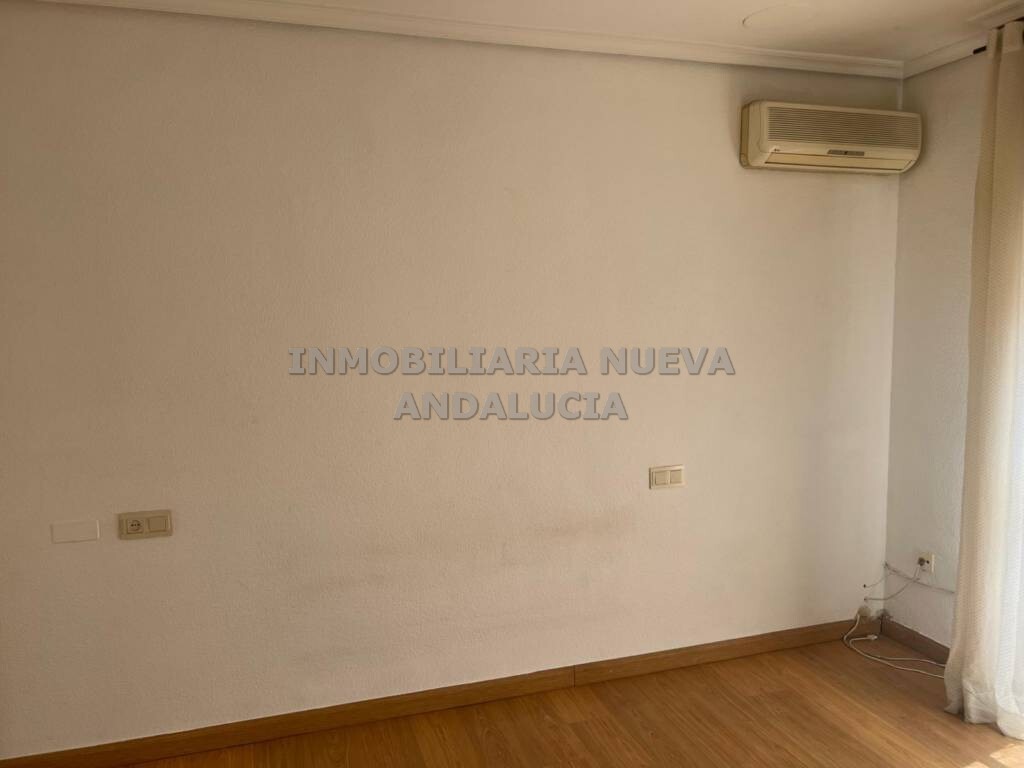 Piso de 120 m² en Almería