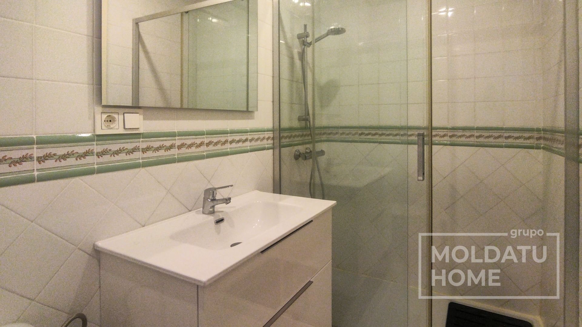 Wohnung 108 m² in Donostia / San Sebastián