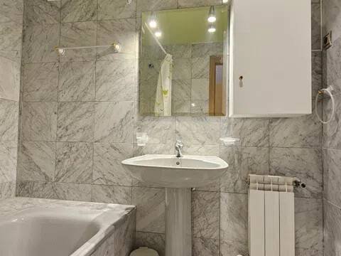 Chambre 250 m², Madrid
