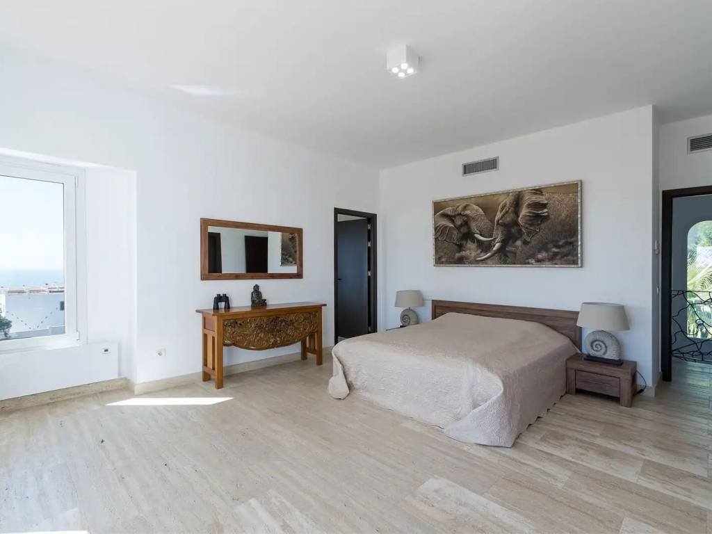 Casa de 640 m² en Manilva