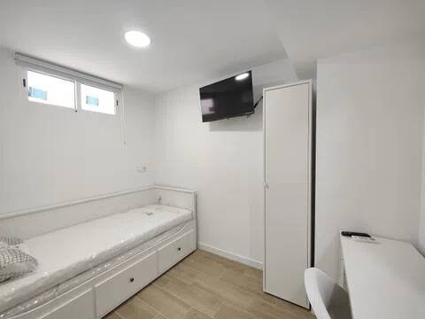 Chambre 80 m², San Juan de Aznalfarache