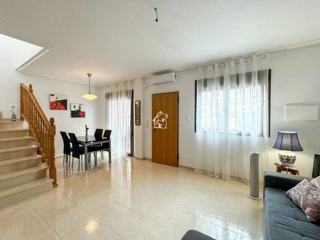 Maison 140 m² à San Miguel de Salinas