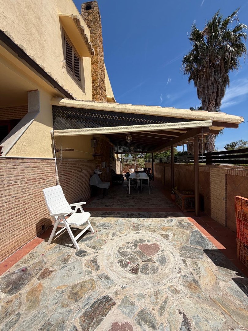 Casa de 130 m² en Sagunto