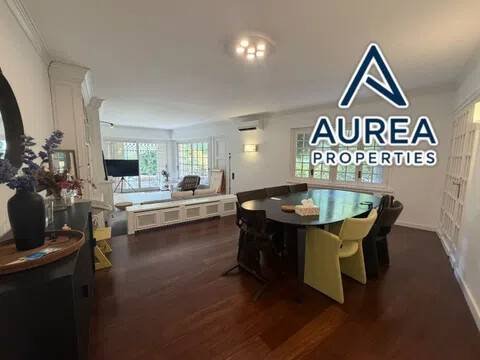 Haus 357 m² in Esplugues de Llobregat