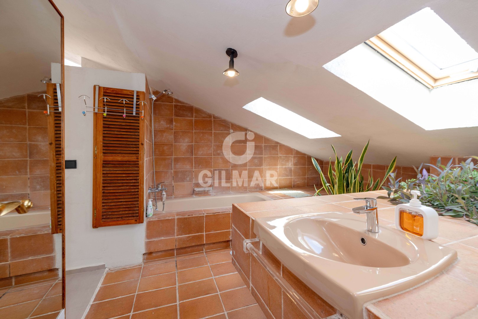 Casa de 400 m² en Luque