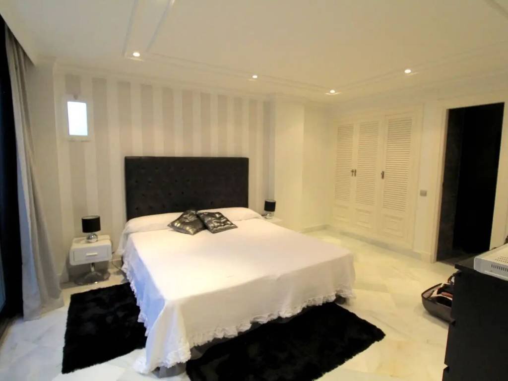 Wohnung 450 m² in Marbella
