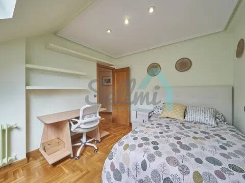 Piso de 70 m² en Oviedo