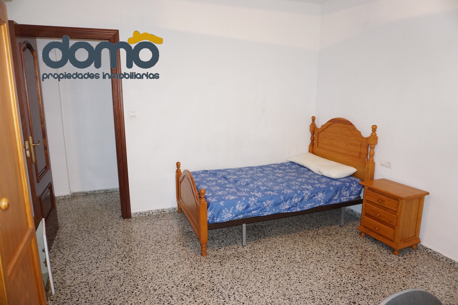 Piso de 90 m² en Granada