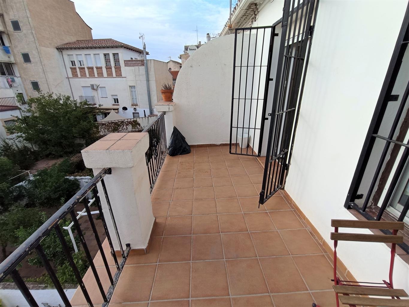 Habitación 310 m², Granada