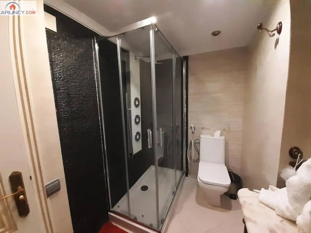 Piso de 120 m² en Sevilla