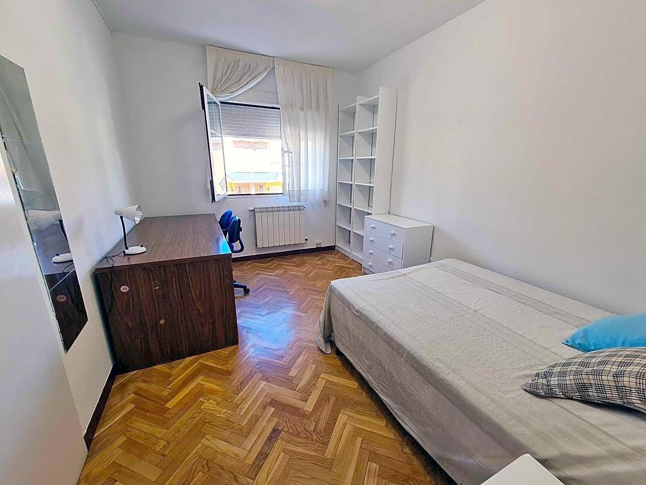 Chambre à louer, Villanueva de la Cañada