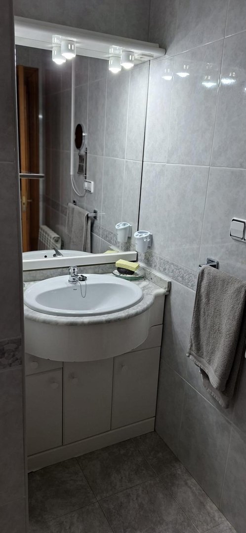 Piso de 90 m² en Granada
