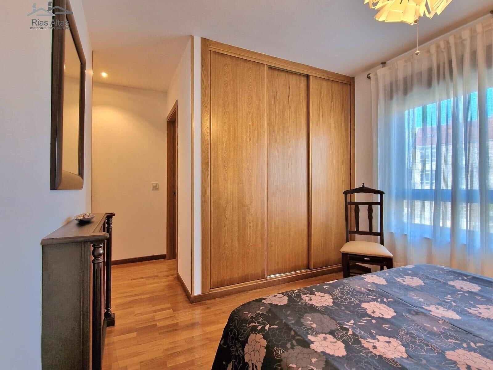 Flat 68 m² in Oleiros