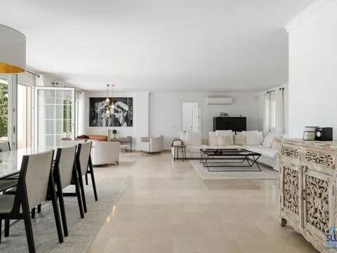 Casa de 374 m² a Estepona