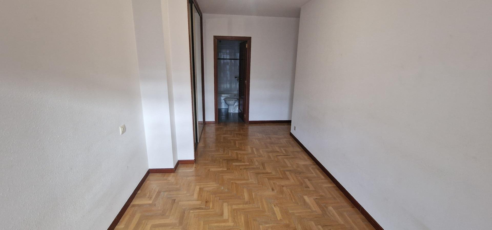 Piso de 105 m² en Santiago de Compostela