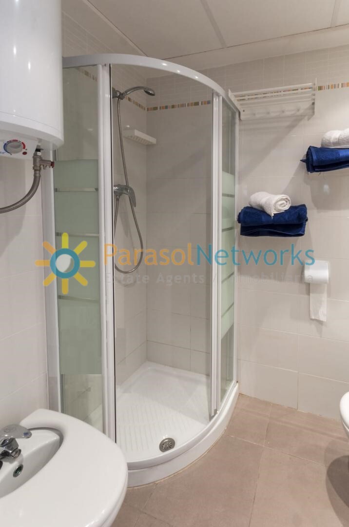 Piso de 85 m² en Oliva