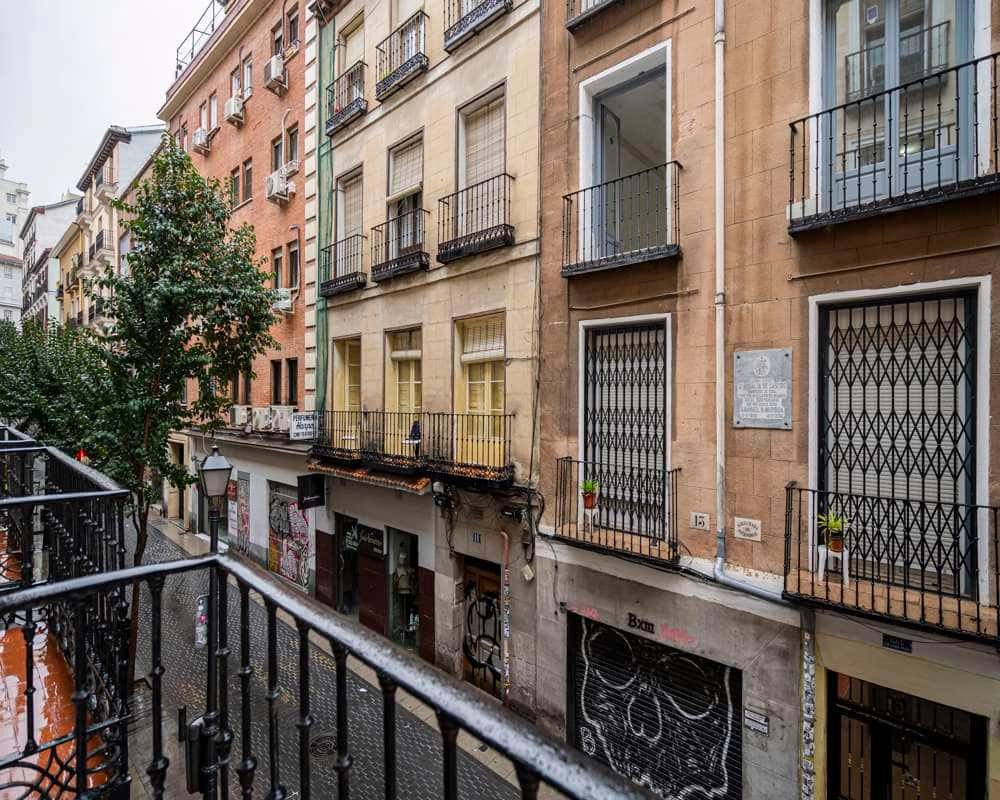 Room for rent, Madrid