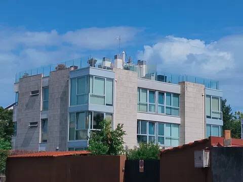 Wohnung 96 m² in Oleiros