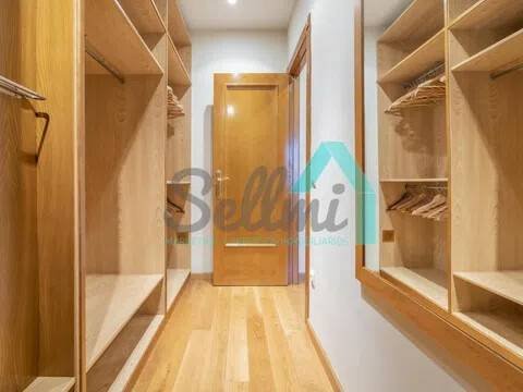 Piso de 63 m² en Oviedo