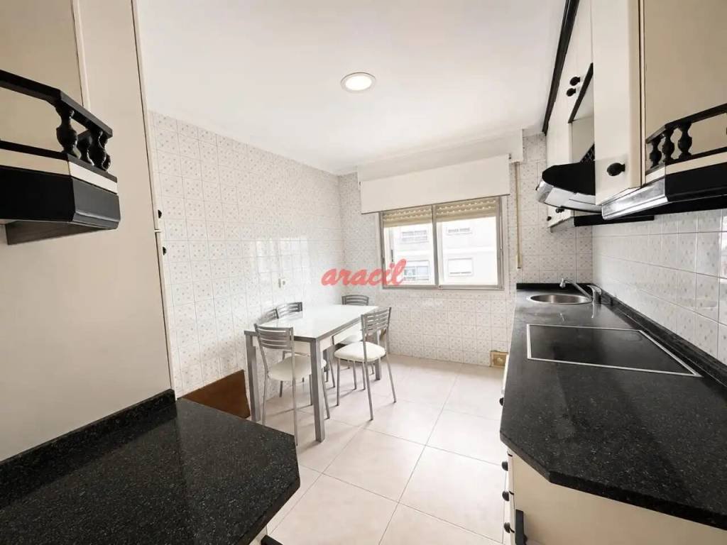 Piso de 90 m² en Ourense