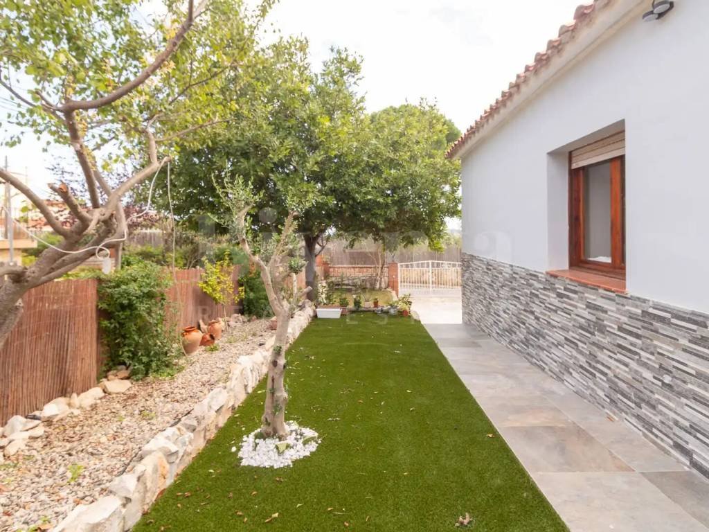 Casa de 90 m² en la Torre de Claramunt