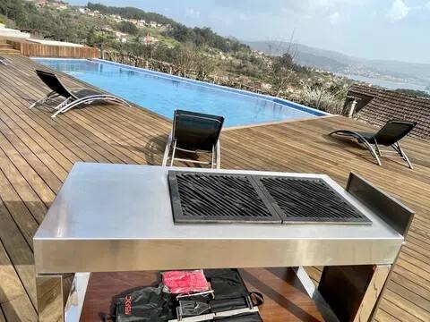Casa de 496 m² en Vilaboa