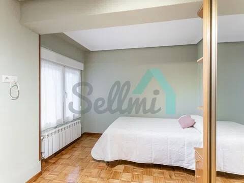 Piso de 78 m² en Oviedo