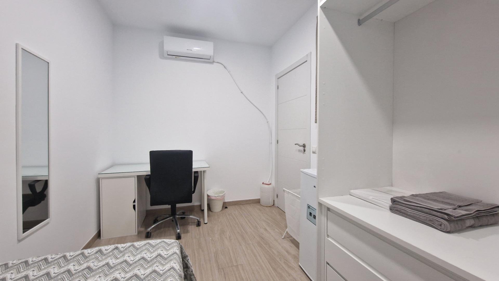 Quarto 15 m², Málaga