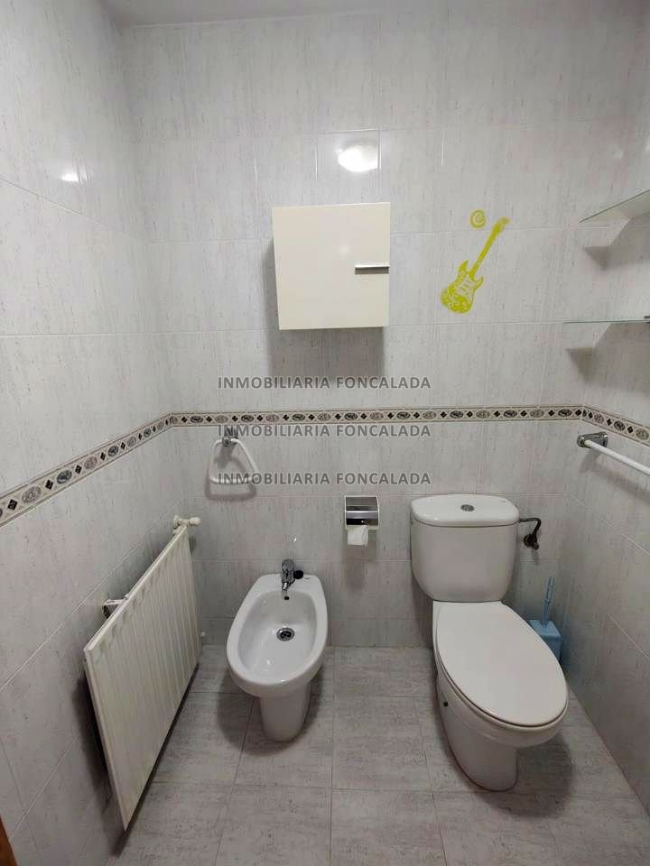 Piso de 80 m² en Oviedo