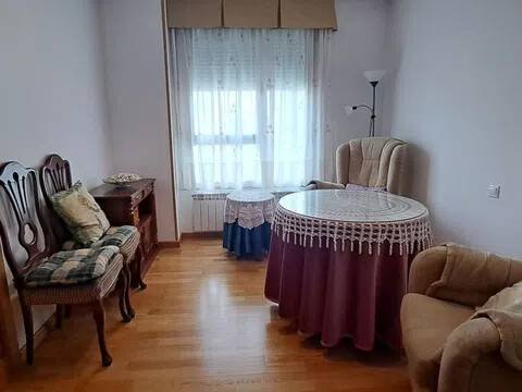 Piso de 100 m² en Ávila