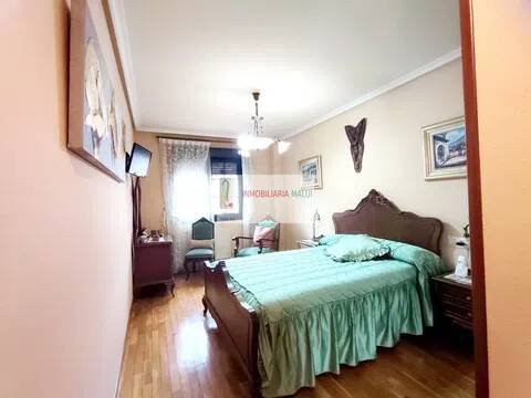 Piso de 113 m² en Oviedo