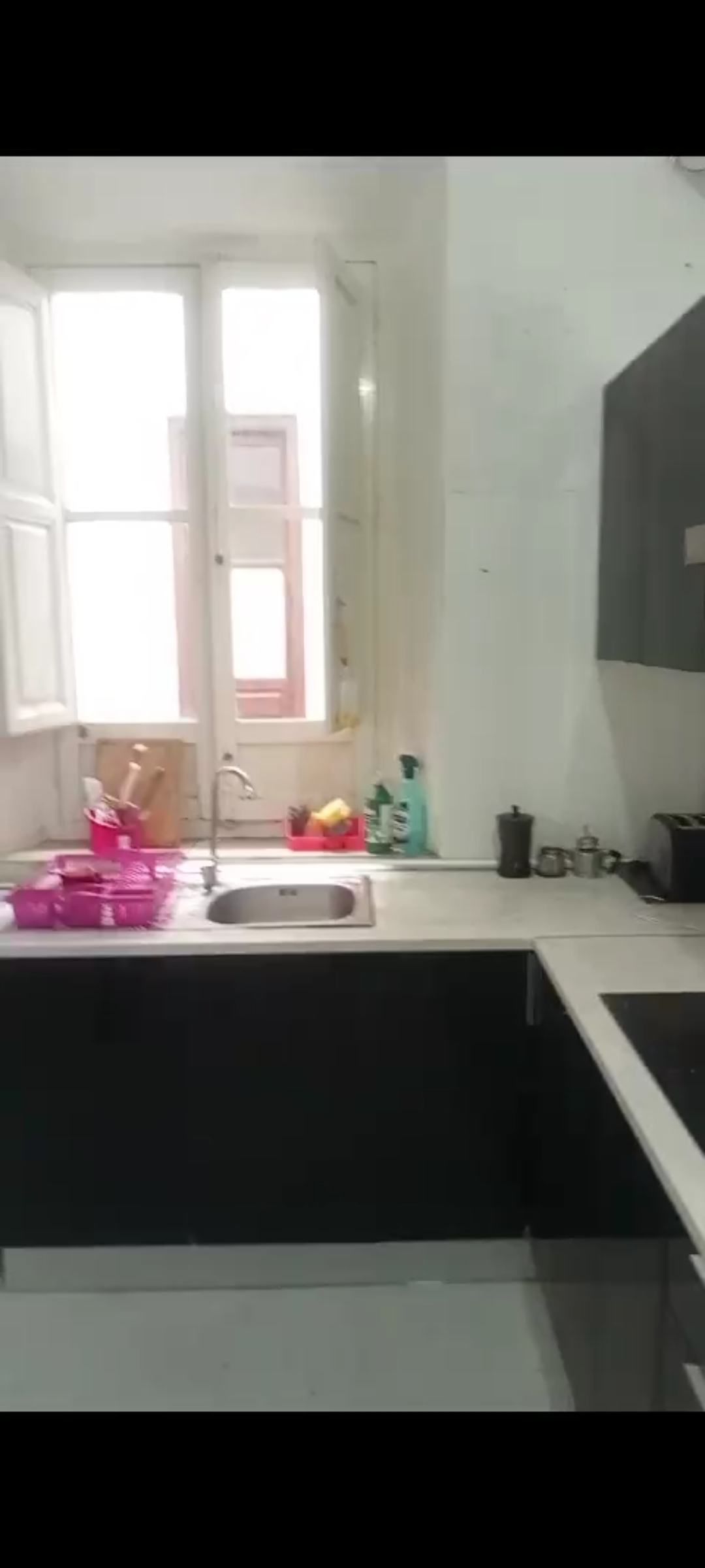 Habitación 320 m², Granada