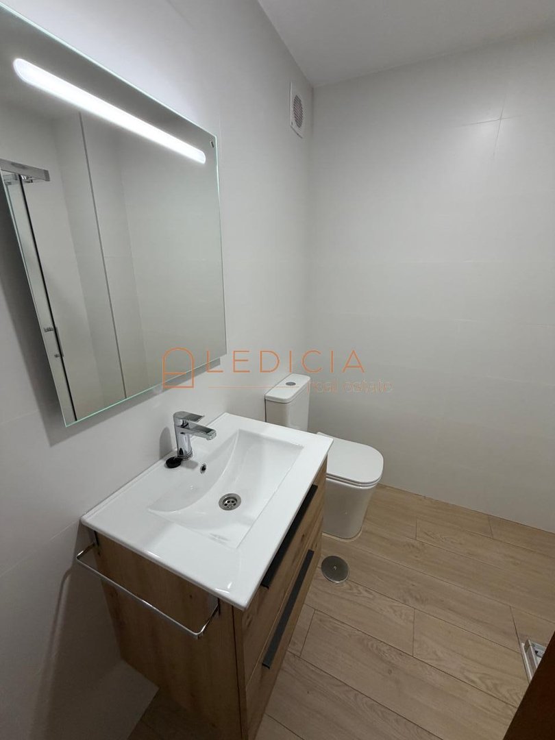 Piso de 90 m² en Vigo