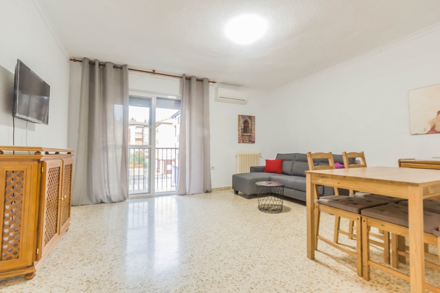 Piso de 85 m² en Granada