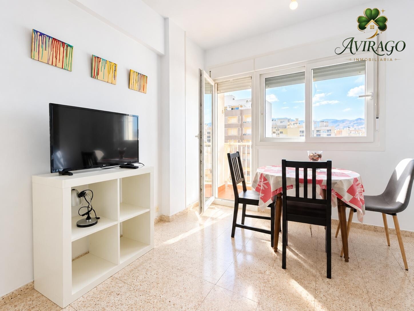 Piso de 77 m² en Almería