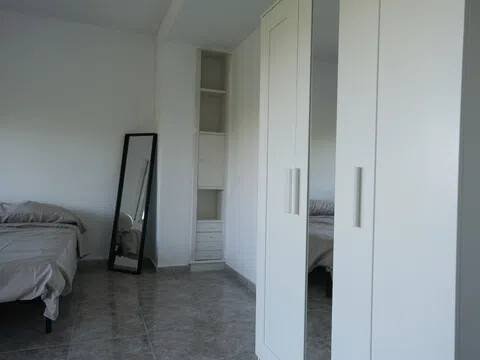 Habitación 140 m², Lérida
