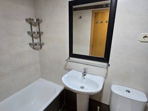 Habitació 100 m², Parla
