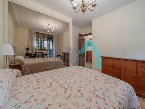 Piso de 90 m² en Oviedo