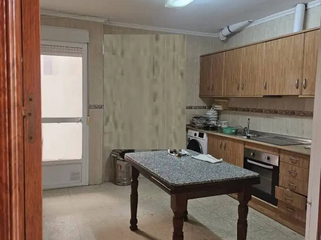 Casa de 90 m² en Herencia
