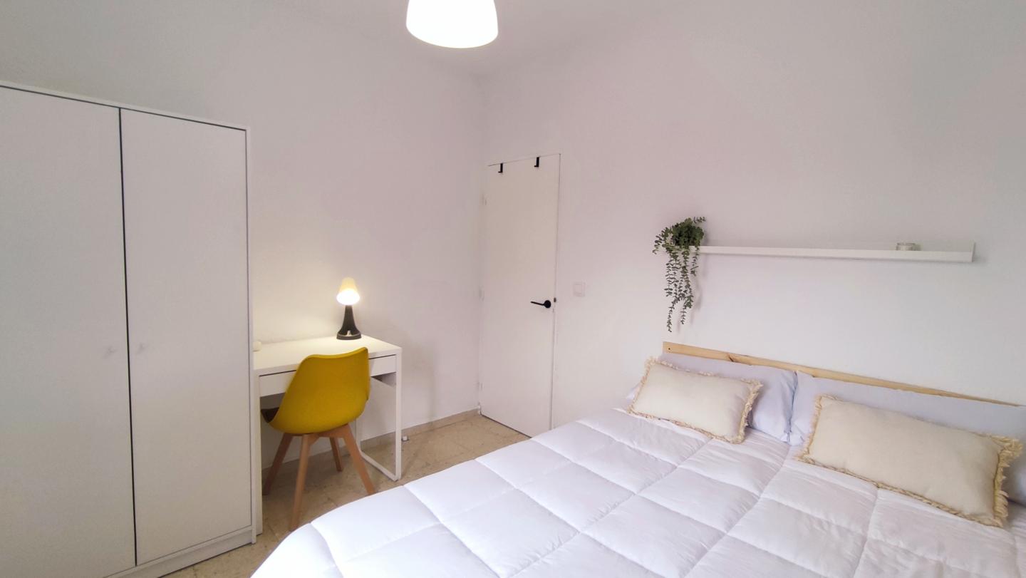 Habitación 90 m², Granada