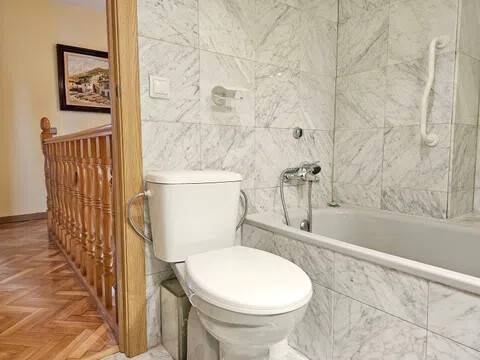 Chambre 250 m², Madrid